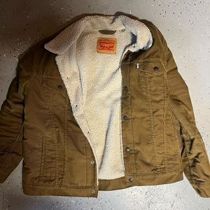 Cozy Levi’s jacket